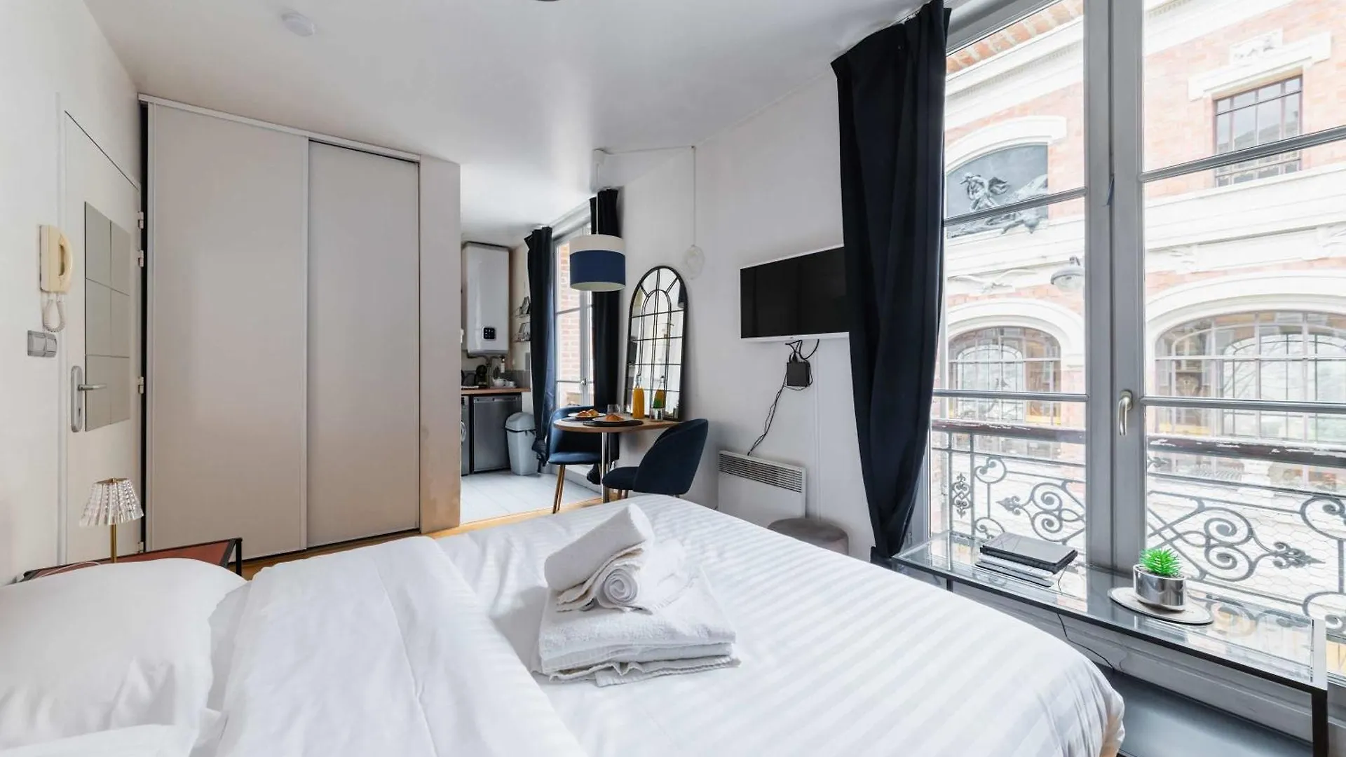 205 - Studio Cosy Vue Sur Le Musee - Paris 5 - Flat-Guest Γαλλία